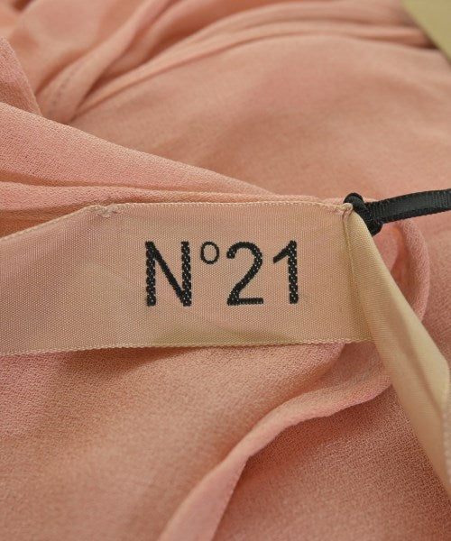 Nﾟ 21 ชุดเดรส