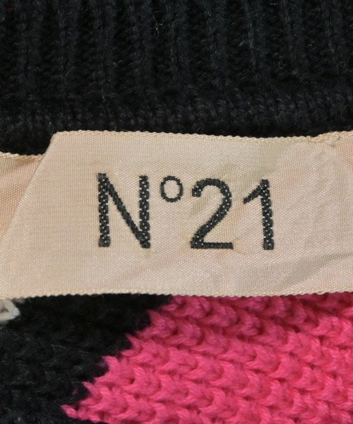 Nﾟ 21 เสื้อกันหนาว