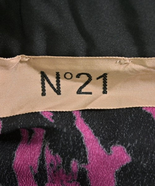 Nﾟ 21 ชุดเดรส