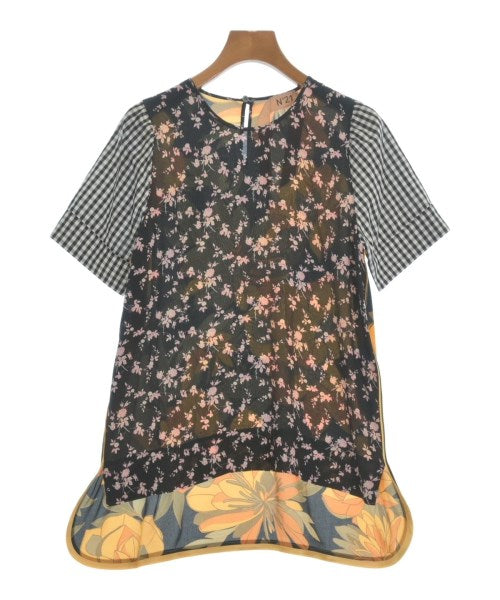 Nﾟ 21 เสื้อสตรี