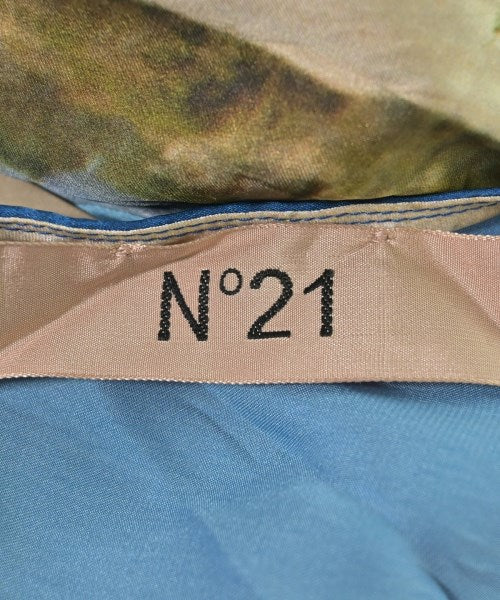 Nﾟ 21 เสื้อสตรี