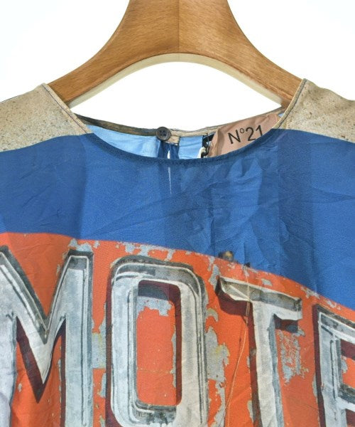 Nﾟ 21 เสื้อสตรี