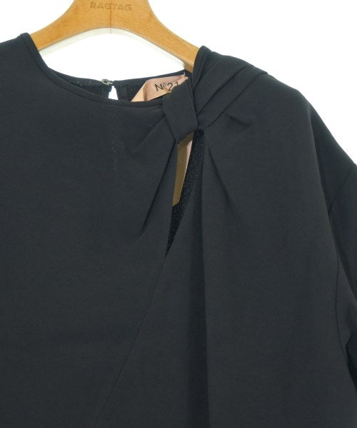 Nﾟ 21 เสื้อสตรี