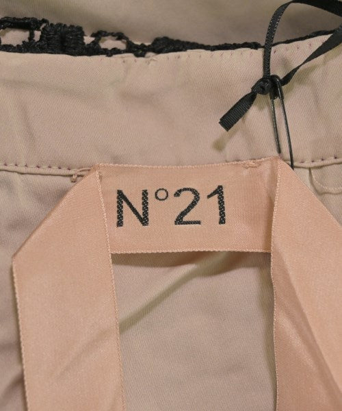 Nﾟ 21 กระโปรงสั้น