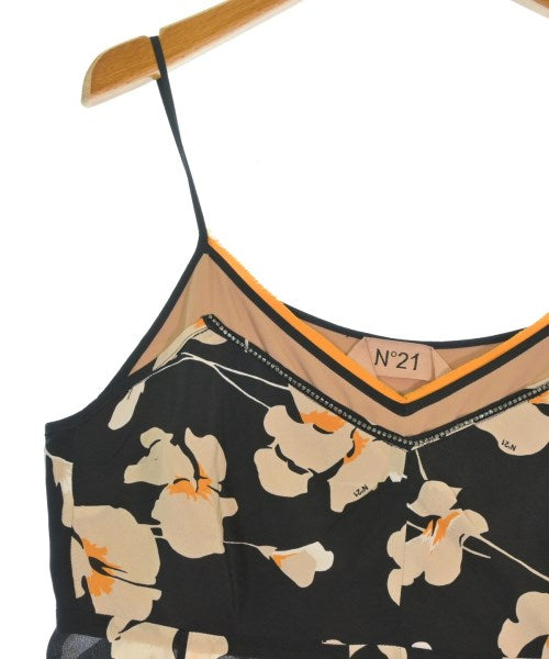 Nﾟ 21 ชุดเดรส