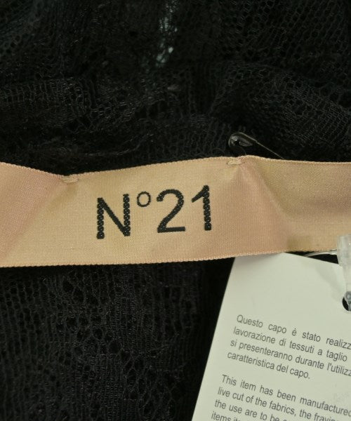 Nﾟ 21 เสื้อสตรี