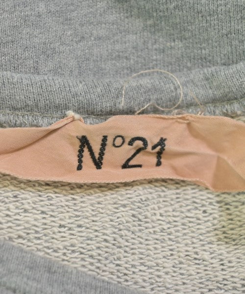 Nﾟ 21 เสื้อสเวตเตอร์
