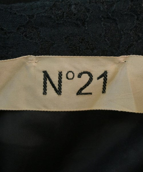 Nﾟ 21 กระโปรงยาวถึงเข่า