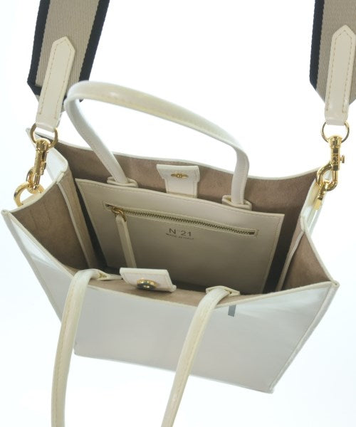 Nﾟ 21 กระเป๋าถือขนาดใหญ่