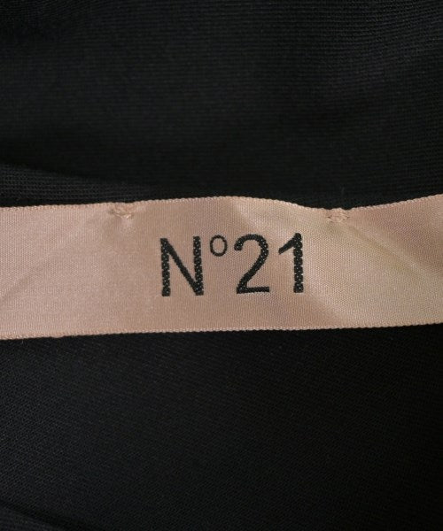 Nﾟ 21 กระโปรงยาวถึงเข่า