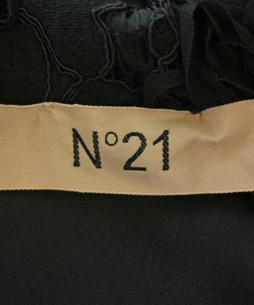 Nﾟ 21 ชุดเดรส