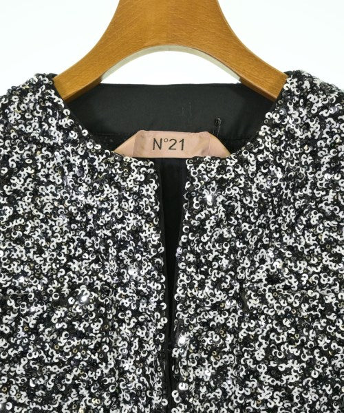 Nﾟ 21 แจ็คเก็ตไม่มีปก
