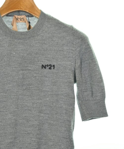 Nﾟ 21 เสื้อกันหนาว