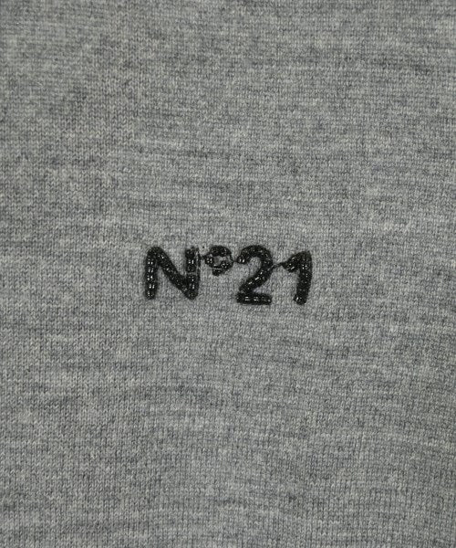 Nﾟ 21 เสื้อกันหนาว