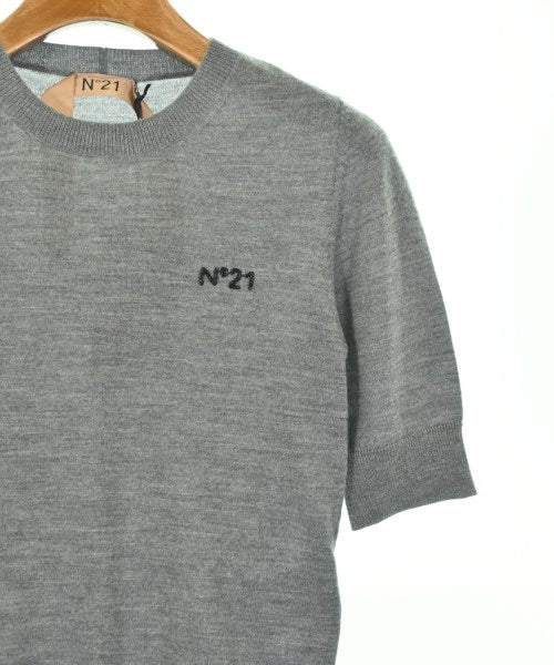 Nﾟ 21 เสื้อกันหนาว