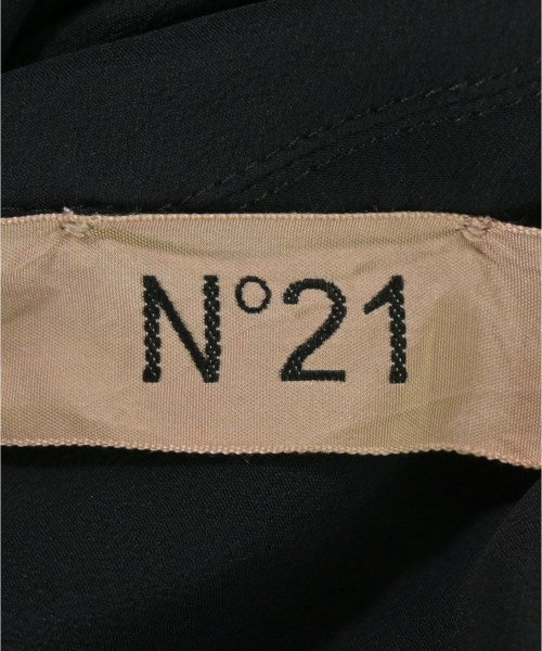 Nﾟ 21 เสื้อสตรี