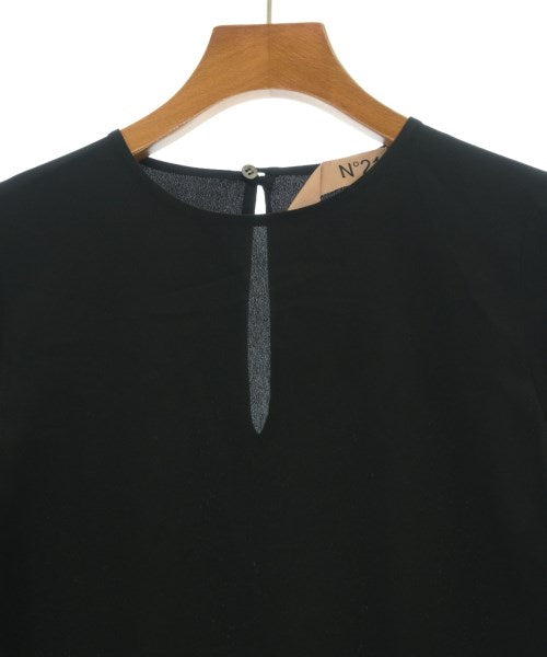 Nﾟ 21 เสื้อสตรี