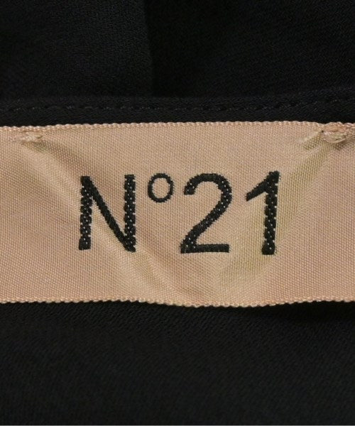 Nﾟ 21 เสื้อสตรี
