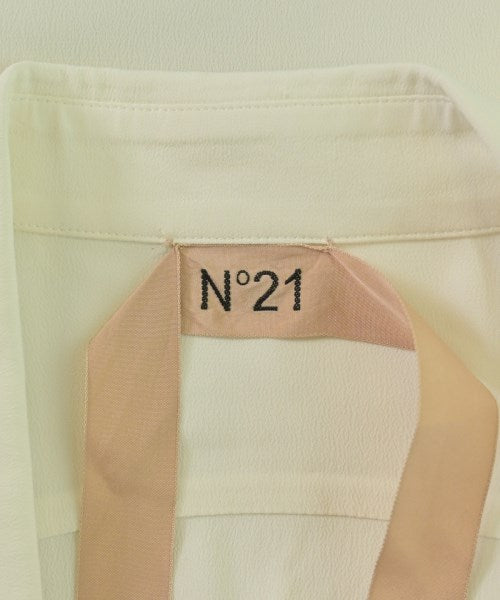 Nﾟ 21 เสื้อสตรี