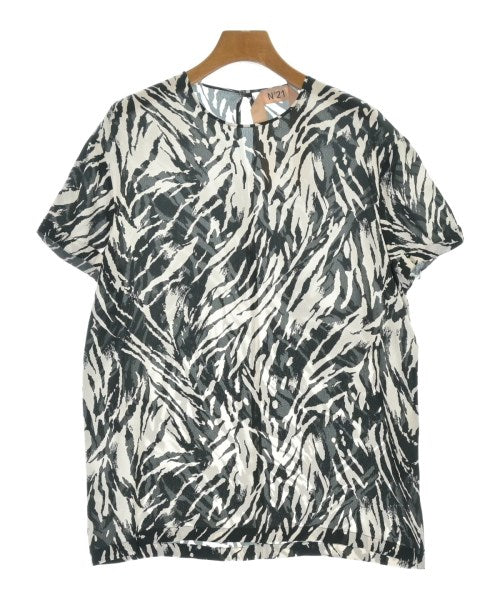 Nﾟ 21 เสื้อสตรี