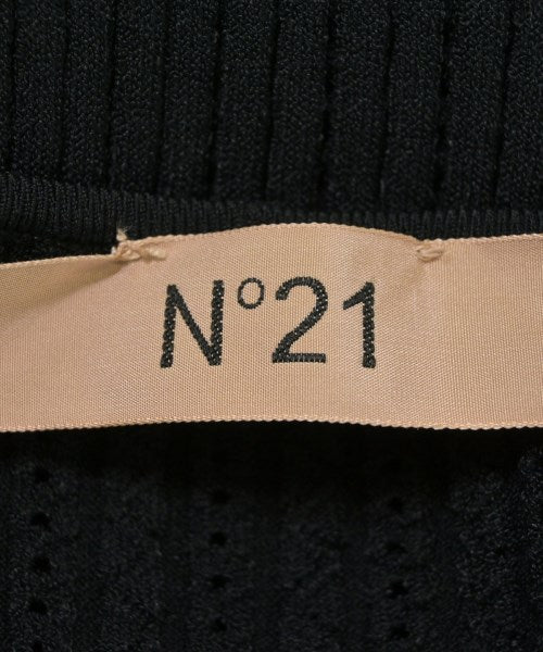 Nﾟ 21 ชุดเดรส