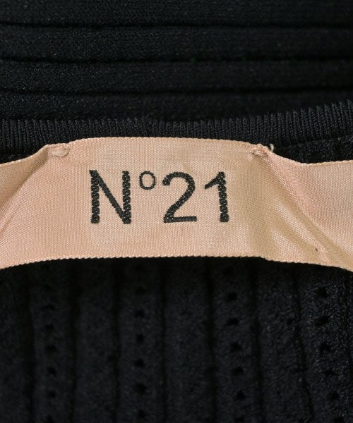 Nﾟ 21 ชุดเดรส