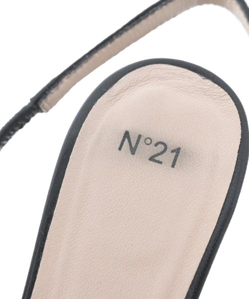 Nﾟ 21 รองเท้าแตะ