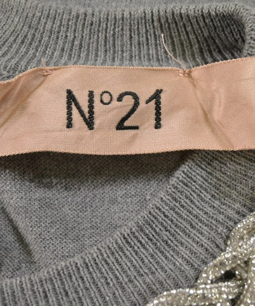 Nﾟ 21 เสื้อกันหนาว
