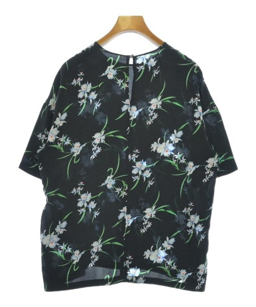 Nﾟ 21 เสื้อสตรี