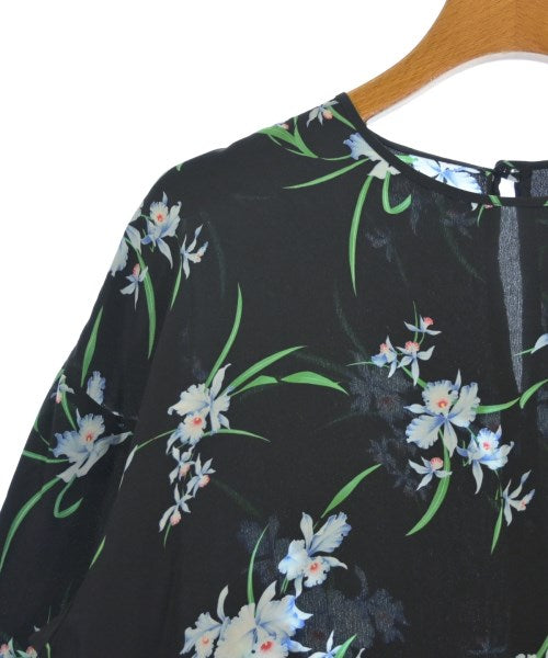 Nﾟ 21 เสื้อสตรี