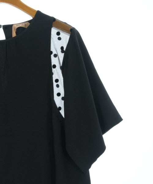Nﾟ 21 เสื้อสตรี
