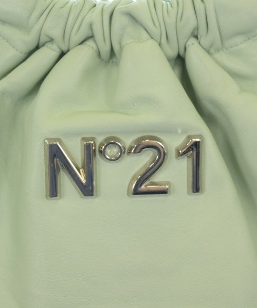 Nﾟ 21 คลัตช์