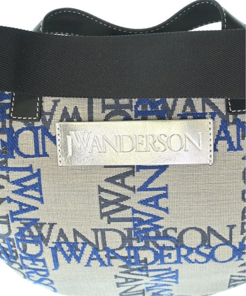 JW Anderson กระเป๋าสะพาย