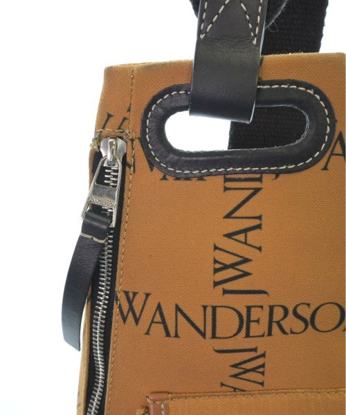 JW Anderson กระเป๋าสะพาย