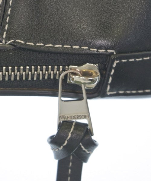 JW Anderson กระเป๋าสะพาย