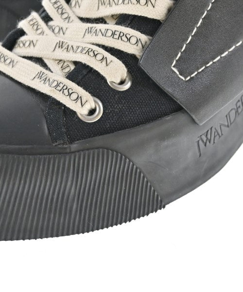 JW Anderson รองเท้าผ้าใบ