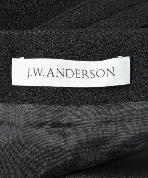 JW Anderson กระโปรงสั้น
