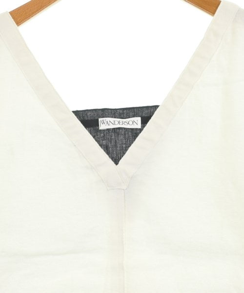 JW Anderson เสื้อลำลอง