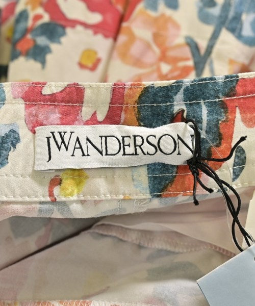 JW Anderson กระโปรงยาวถึงเข่า