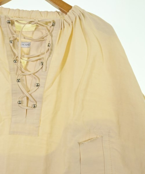 JW Anderson เสื้อสตรี