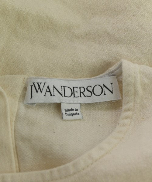 JW Anderson เสื้อลำลอง