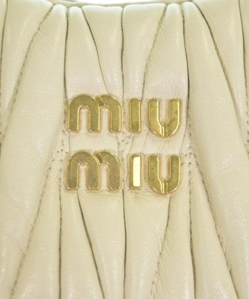 Miu Miu กระเป๋าสะพาย