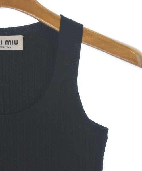 Miu Miu เสื้อกั๊ก