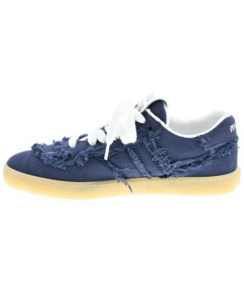Miu Miu รองเท้าผ้าใบ