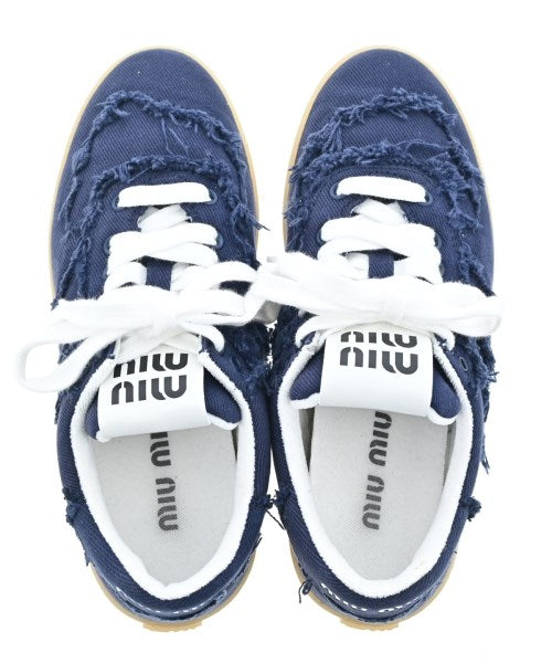 Miu Miu รองเท้าผ้าใบ