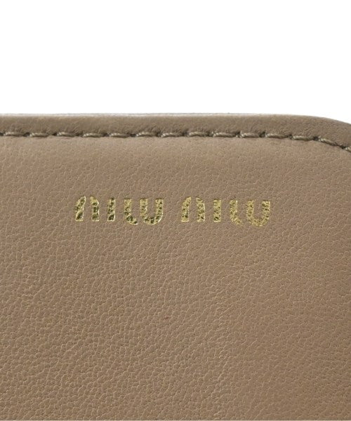 Miu Miu กระเป๋าสตางค์/กระเป๋าใส่เหรียญ