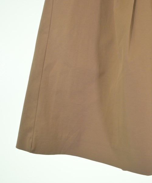 Miu Miu กระโปรงยาวถึงเข่า