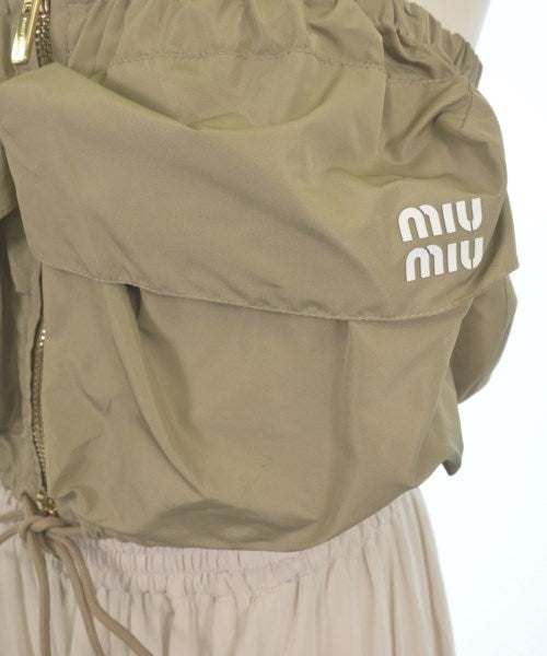 Miu Miu เสื้อลำลอง