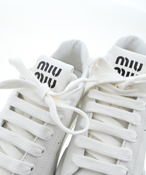 Miu Miu รองเท้าผ้าใบ