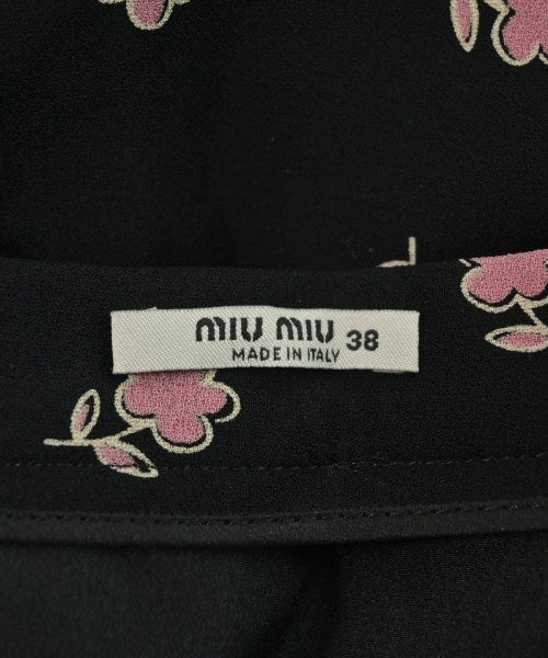 Miu Miu กระโปรงสั้น
